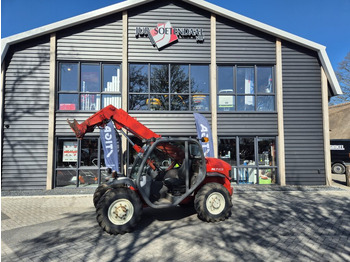 آلة رفع ونقل تلسكوبية MANITOU