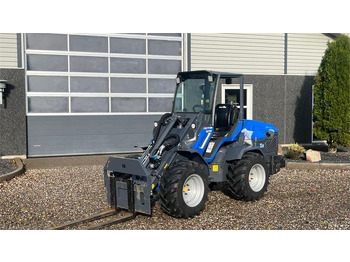 تأجير Multione 11.6 k Med pallegafler og multiskovl  Multione 11.6 k Med pallegafler og multiskovl: صورة 2