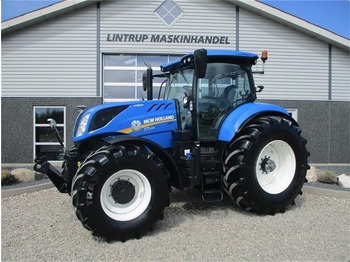 جرار NEW HOLLAND T7.230
