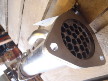 مبرد EGR - آلات الإنشاء للبيع Case 8976067182: صورة 2 مبرد EGR - آلات الإنشاء للبيع Case 8976067182: صورة 2