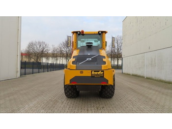 ضاغطة التربة Volvo SD 135 B: صورة 3