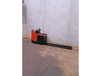 شاحنة نقل الطبالي BT LPE 250 2350x550mm: صورة 4