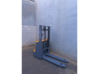 آلة تكديس Jungheinrich EJC 110 250 ZT Li-Ion: صورة 4 آلة تكديس Jungheinrich EJC 110 250 ZT Li-Ion: صورة 4