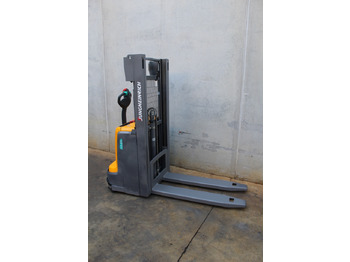 آلة تكديس Jungheinrich EJC 110 250 ZZ: صورة 4 آلة تكديس Jungheinrich EJC 110 250 ZZ: صورة 4