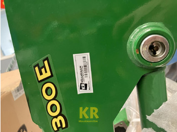 مغراف أمامي للجرار JOHN DEERE