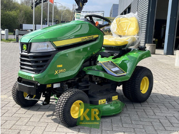 جزازة عشب الحدائق JOHN DEERE