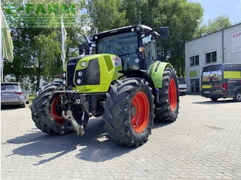 جرار CLAAS Arion 440