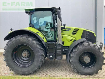 جرار CLAAS Axion 830