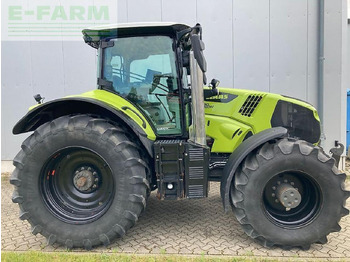 جرار CLAAS Axion 830