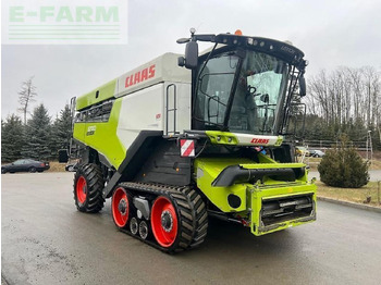 حصادة CLAAS Lexion 8700