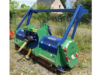 جزازة العشب