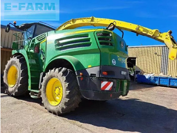 حصادة الأعلاف JOHN DEERE 8300