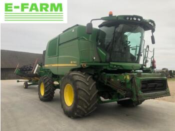 حصادة JOHN DEERE T660