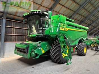 حصادة JOHN DEERE X9-1000