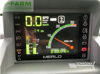 آلة رفع ونقل تلسكوبية Merlo p 40.17: صورة 3