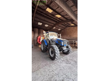 جرار NEW HOLLAND T5