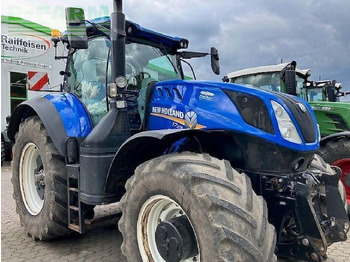 جرار New Holland t7.250: صورة 2