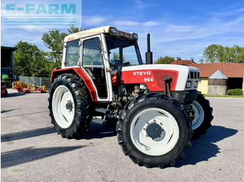 جرار STEYR 900 series