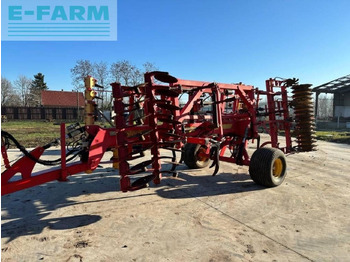 آلة حراثة VÄDERSTAD