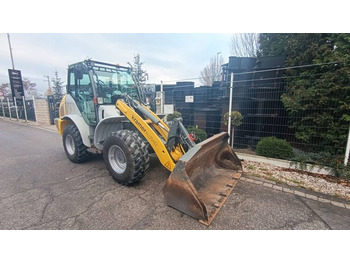 اللودر بعجل KRAMER