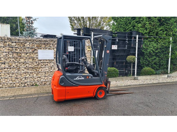 رافعة شوكية كهربائية Linde E 14-02, Tripplex bis 4,5 m, Hubkraft 1.400 kg: صورة 2 رافعة شوكية كهربائية Linde E 14-02, Tripplex bis 4,5 m, Hubkraft 1.400 kg: صورة 2