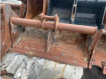 : صورة رأس الصفحة