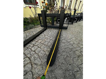 مشعبات - معدات المناولة للبيع  Big Palettengabel 4,5 t mit Kramer / Claas Scorpion Aufnahme: صورة 2