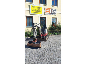 حفار صغير TAKEUCHI