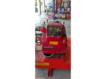 أدوات ومعدات Cuve de 500L avec sa pompe TOHATSU: صورة 3