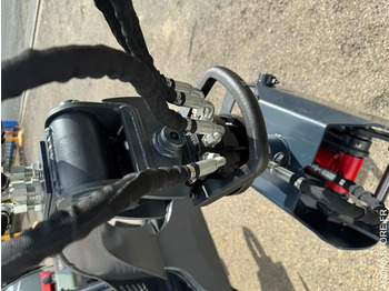 آلات زراعية Grappin forestier avec rotator pour mini chargeuse à chenilles: صورة 5