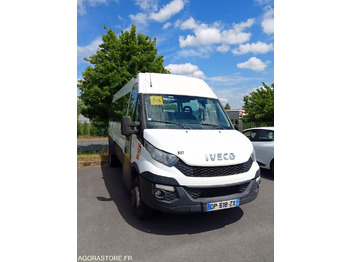 حافلة صغيرة IVECO Daily