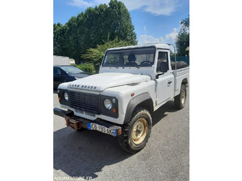 سيارة دفع رباعي LAND ROVER