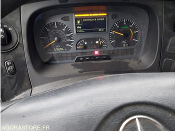 شاحنة بهيكل معدني للمقصورة MERCEDES AXOR 1828N - 2002 / 578 610 KM: صورة 5