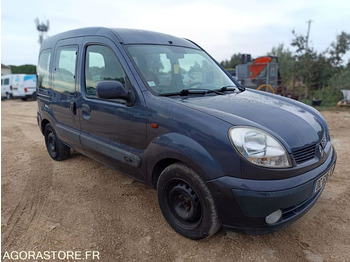 سيارة RENAULT