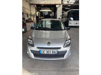 سيارة RENAULT