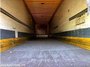 تأجير  Semi Krone fourgon et Rideau fit ÉTANCHE ET ROULANTE Semi Krone fourgon et Rideau fit ÉTANCHE ET ROULANTE: صورة 3