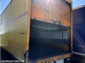 تأجير  Semi Krone fourgon et Rideau fit ÉTANCHE ET ROULANTE Semi Krone fourgon et Rideau fit ÉTANCHE ET ROULANTE: صورة 5