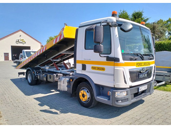 شاحنة سحب MAN TGL