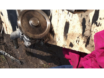 مضخة زيت Volvo B10/ B12 =: صورة 4 مضخة زيت Volvo B10/ B12 =: صورة 4