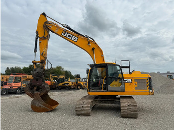 حفار زاحف JCB 220X