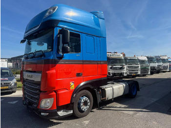 مقطورة السحب DAF XF 450