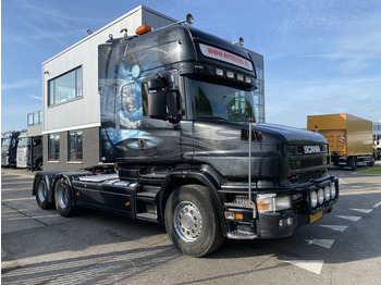مقطورة السحب SCANIA T164