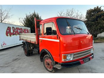 شاحنة قلاب FIAT