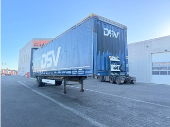 نصف مقطورة بستائر جانبية KRONE