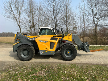 جرافة ذات عجلات تلسكوبية LIEBHERR