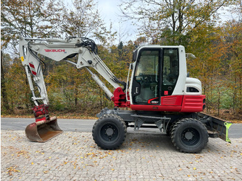 حفار ذو عجلات TAKEUCHI