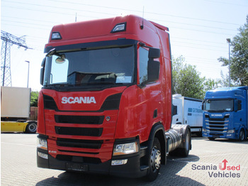 مقطورة السحب SCANIA R 410