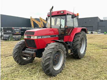 جرار CASE IH