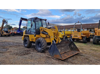 اللودر بعجل AHLMANN