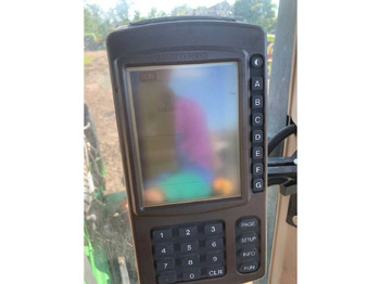 آلات زراعية JOHN DEERE